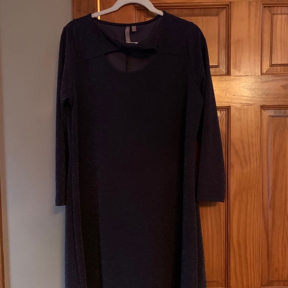 Brina and Em Dane Front Twist Shine Knit Dress - Picture 2 of 3